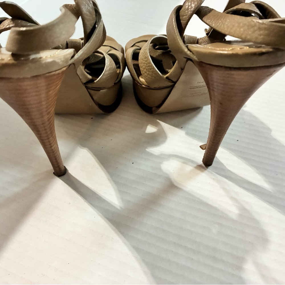 Yves Saint Laurent Beige Leather Sandals - Picture 3 of 9